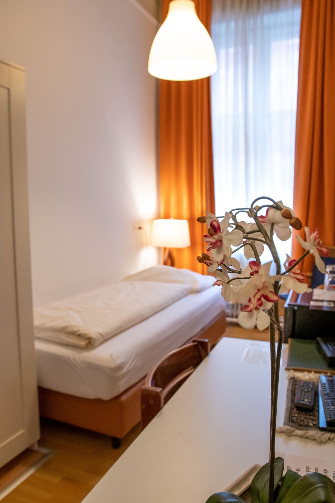 Pension Hotel Mariahilf Viyana Dış mekan fotoğraf