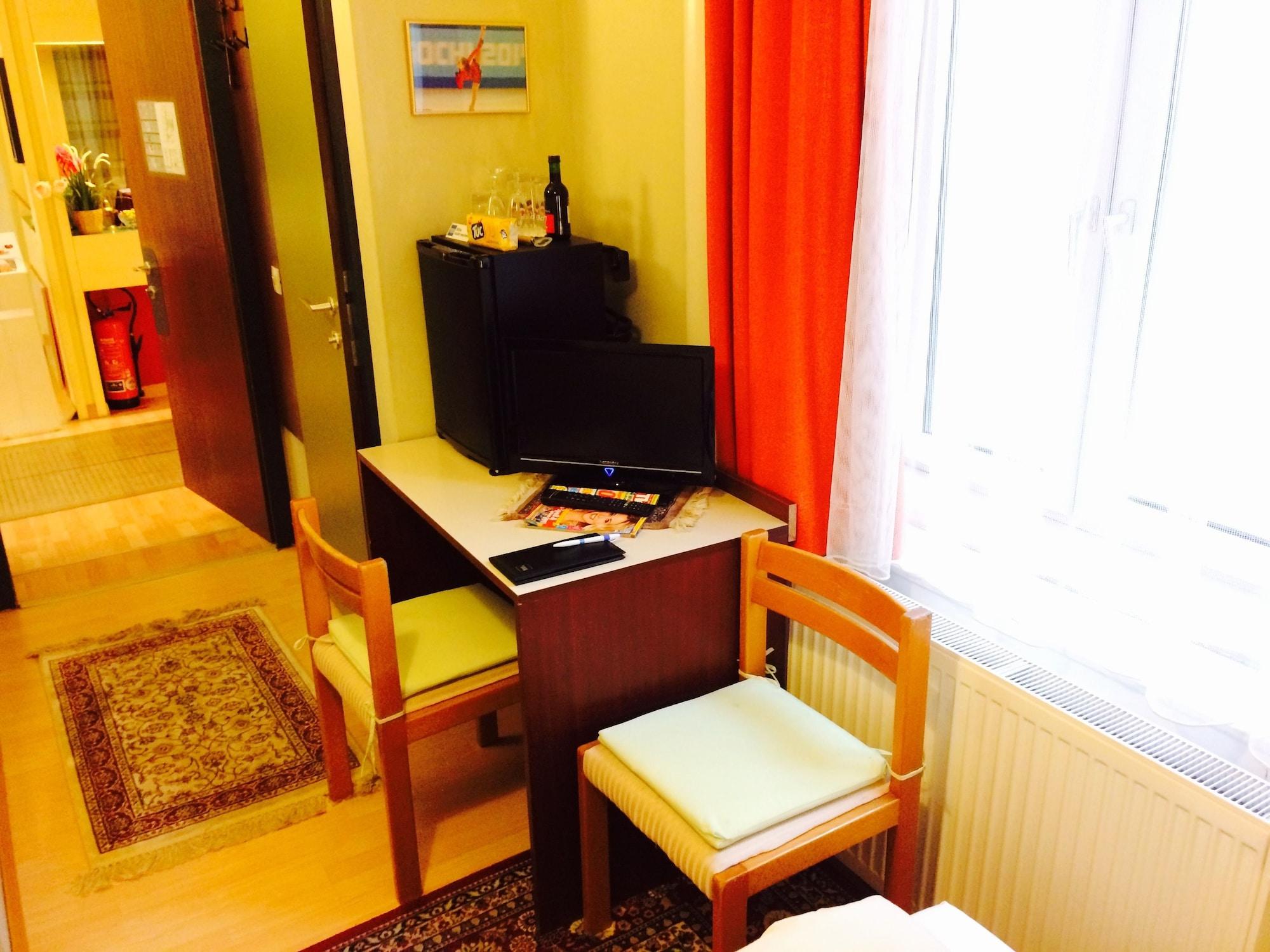 Pension Hotel Mariahilf Viyana Dış mekan fotoğraf