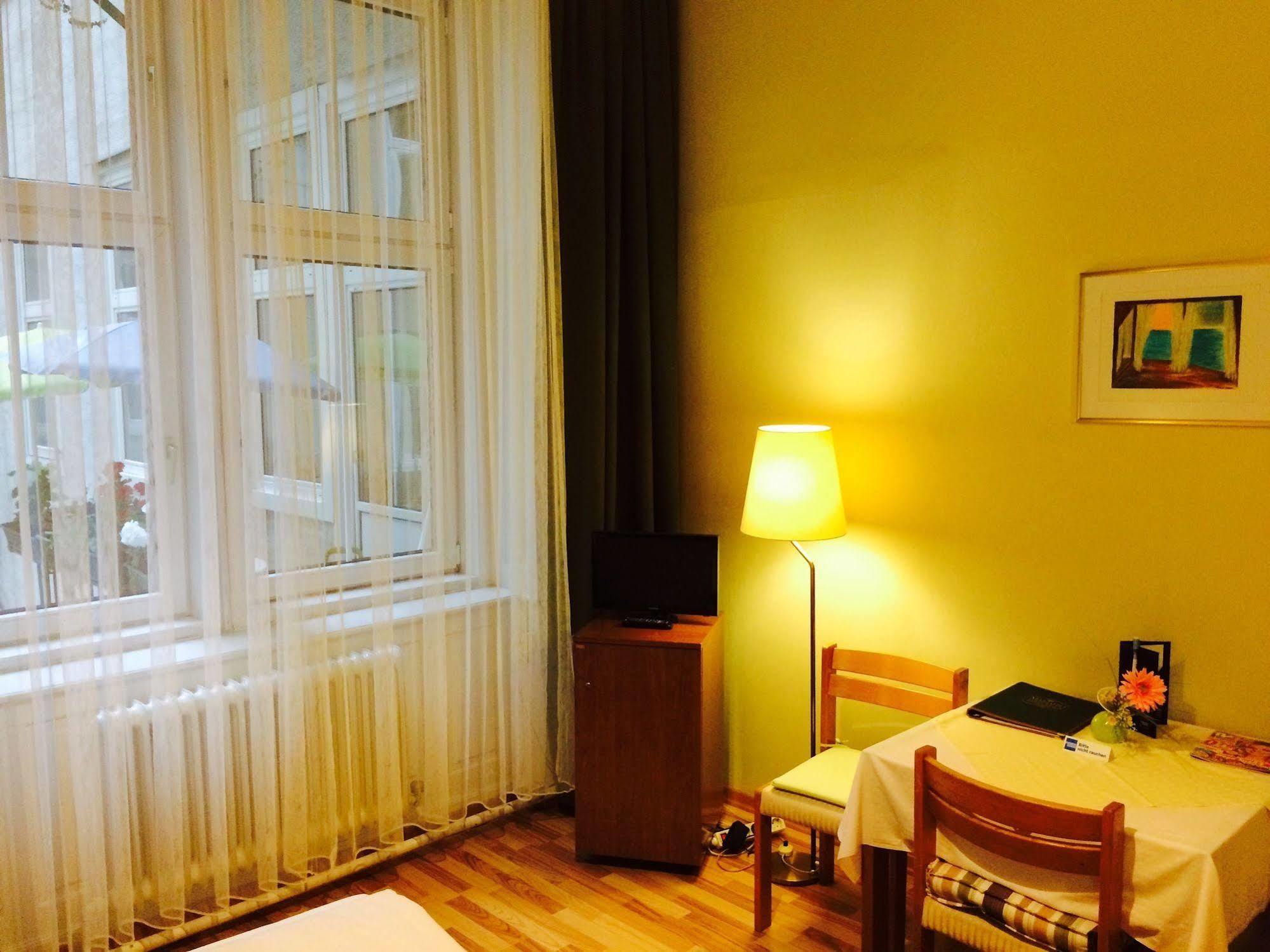 Pension Hotel Mariahilf Viyana Dış mekan fotoğraf